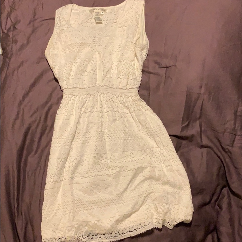 White lined, lace dress